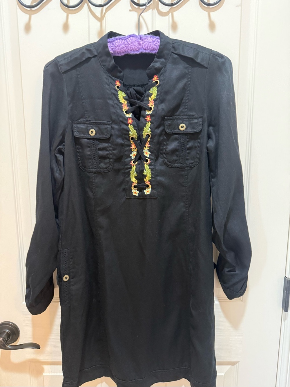 HOLDING HORSES Black Dress with Embroidery Details size 4